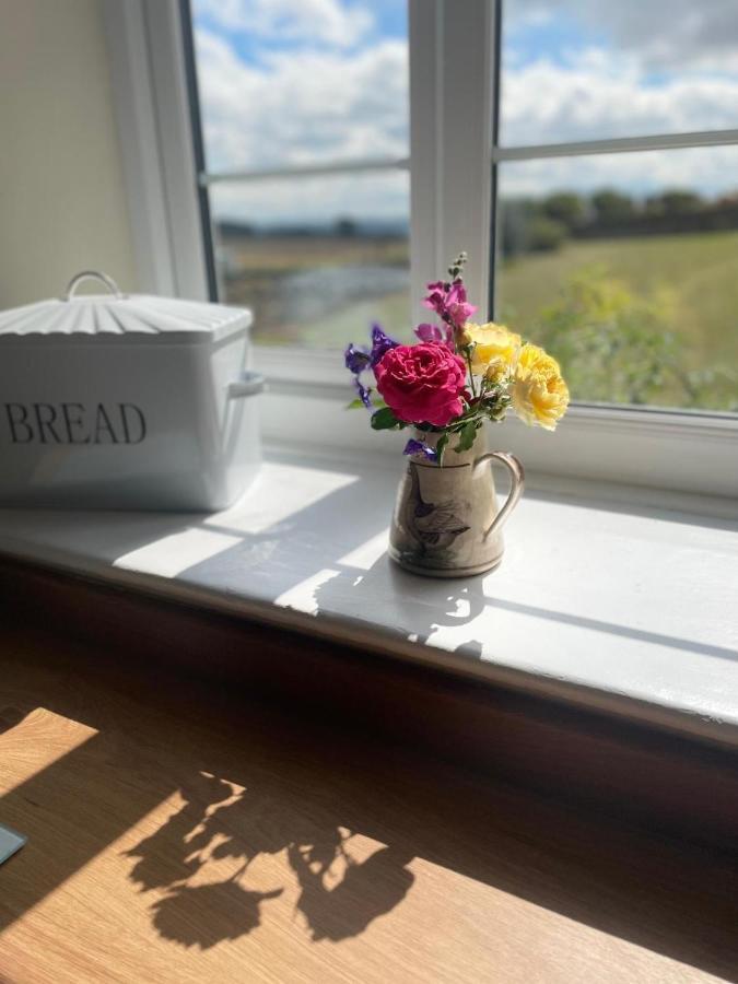 Luxury Farmhouse With Stunning Views And Hot Tub Ebberston Esterno foto