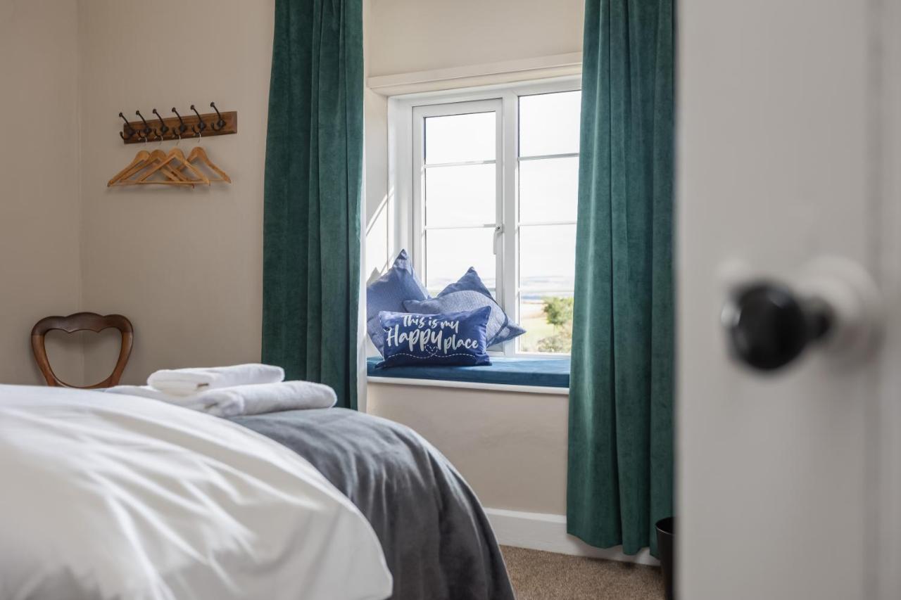 Luxury Farmhouse With Stunning Views And Hot Tub Ebberston Esterno foto