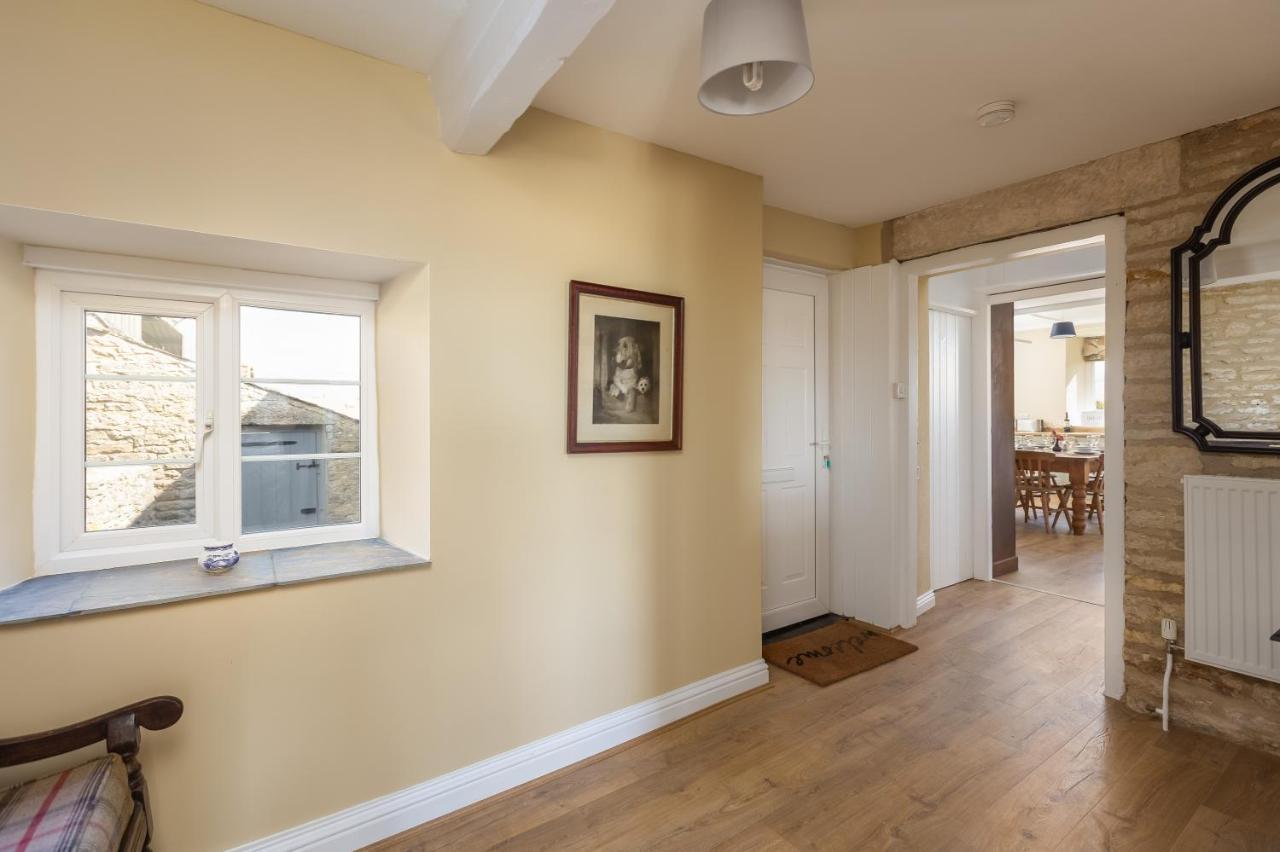 Luxury Farmhouse With Stunning Views And Hot Tub Ebberston Esterno foto