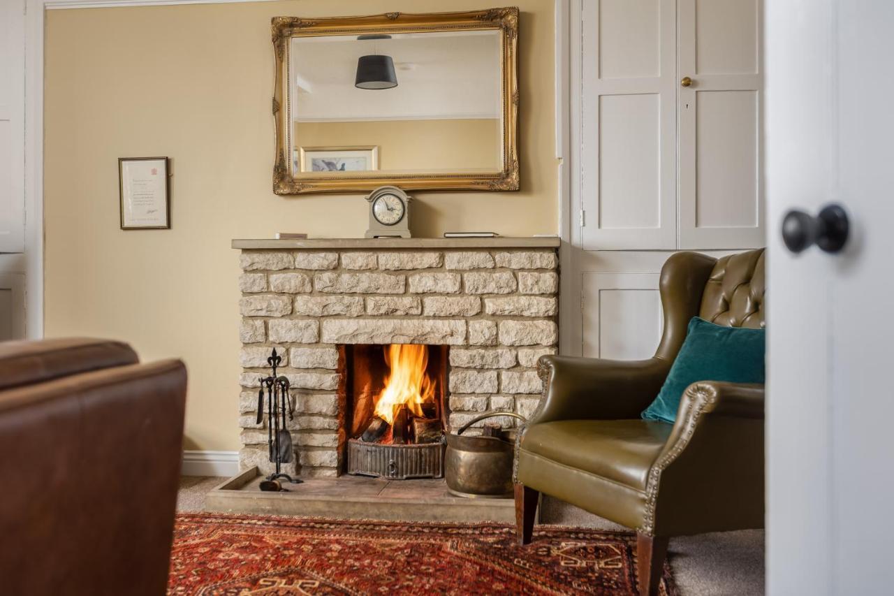 Luxury Farmhouse With Stunning Views And Hot Tub Ebberston Esterno foto