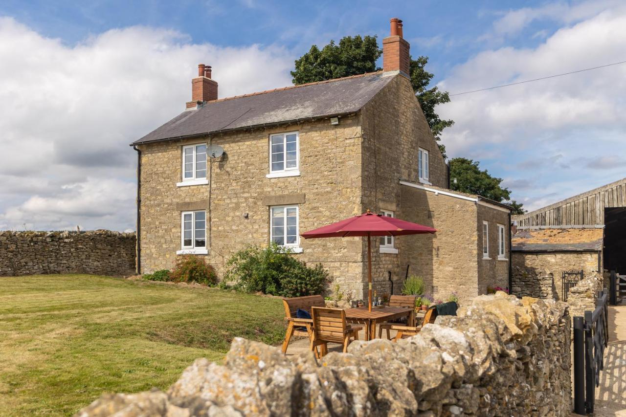 Luxury Farmhouse With Stunning Views And Hot Tub Ebberston Esterno foto