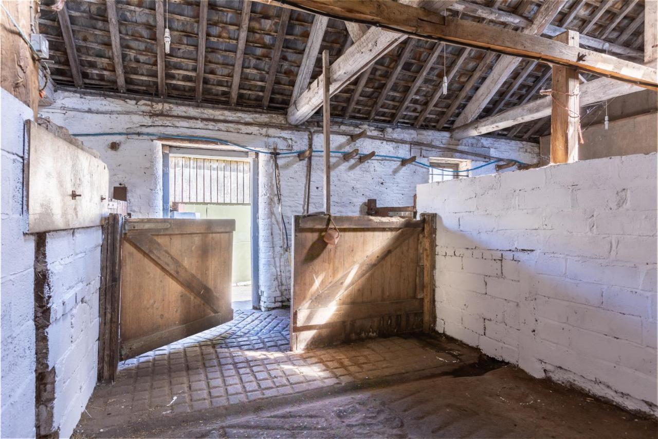 Luxury Farmhouse With Stunning Views And Hot Tub Ebberston Esterno foto