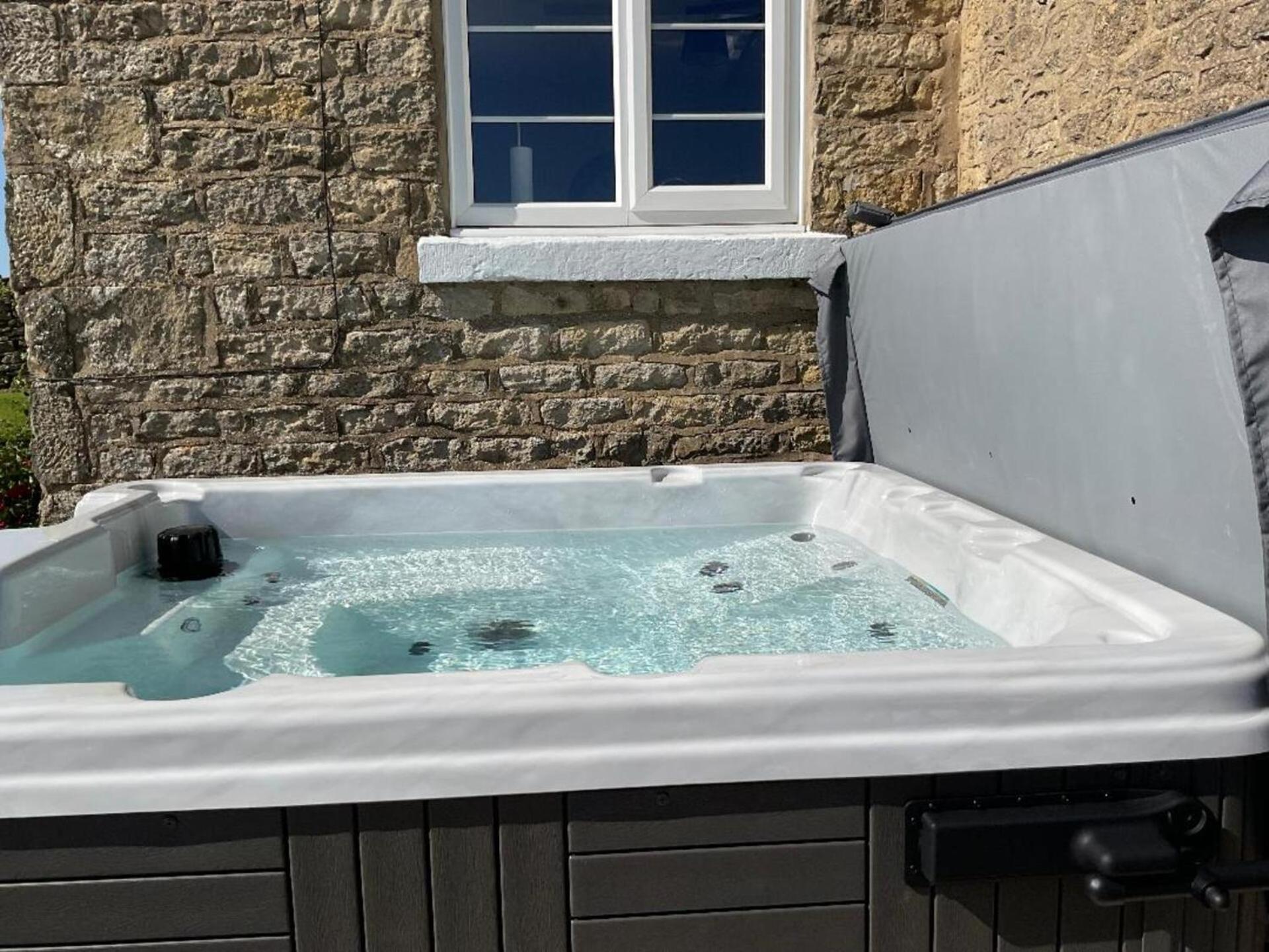 Luxury Farmhouse With Stunning Views And Hot Tub Ebberston Esterno foto